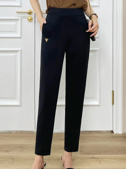 Loose-Fitting High-Waisted Slacks